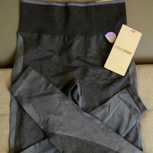 VS PINK workout leggings